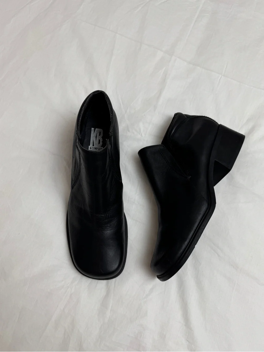 Vintage KB Company Black Leather Square Toe Ankle Boots Size 9 Y2K Grunge Indie